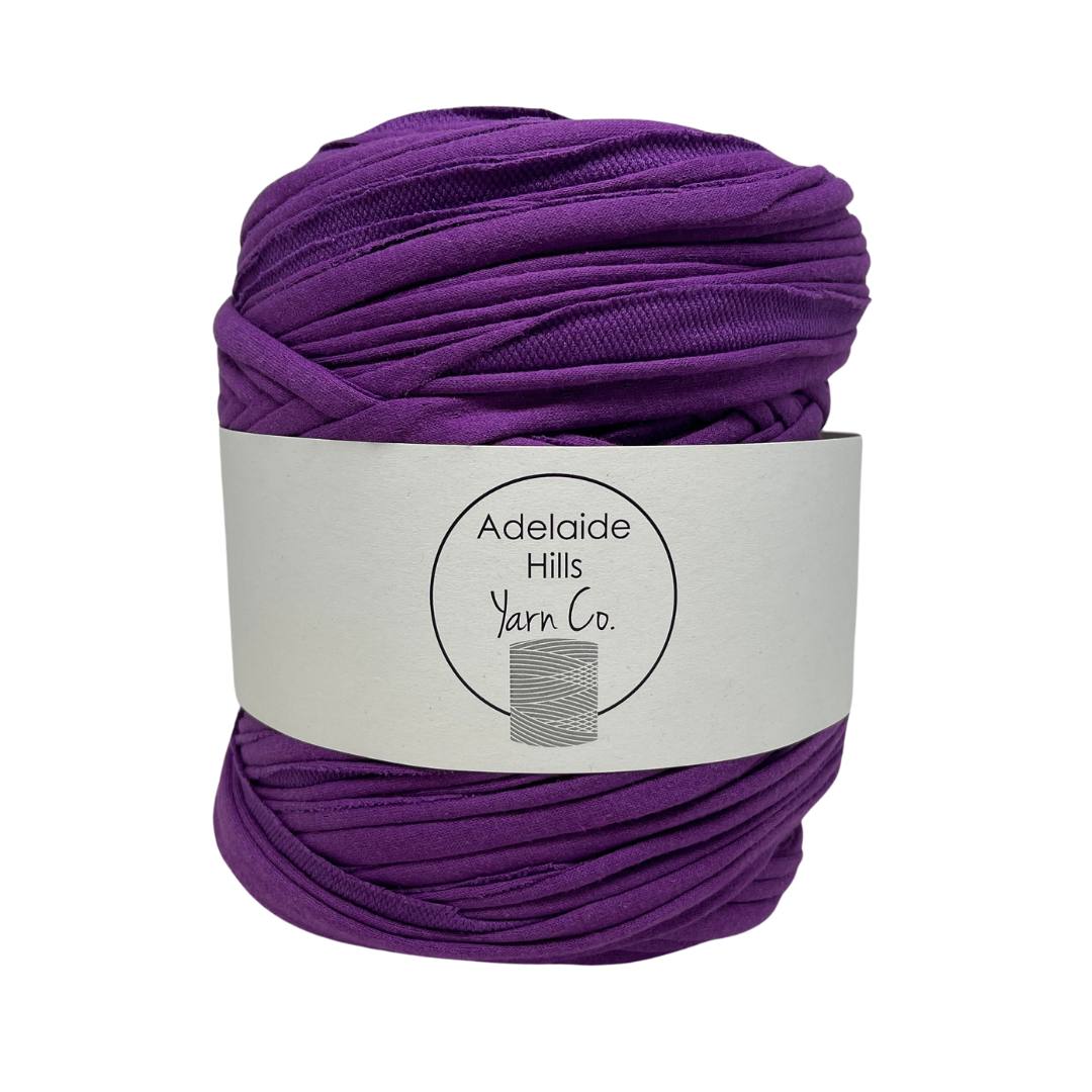 recycled tshirt yarn in smooth purple shade 