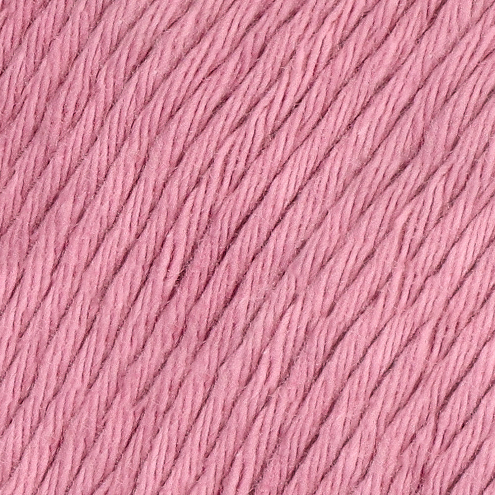 A gorgeous new addition the the Yarn Co. family is the EPIC Yarn & Colors 100% cotton range, in so many colours, the mind boggles and the add to cart fingers are twitching!  An absolute must for the cotton enthusiast who crochets or knits and let's not forget how fantastic it will look sitting in your yarn stash! 