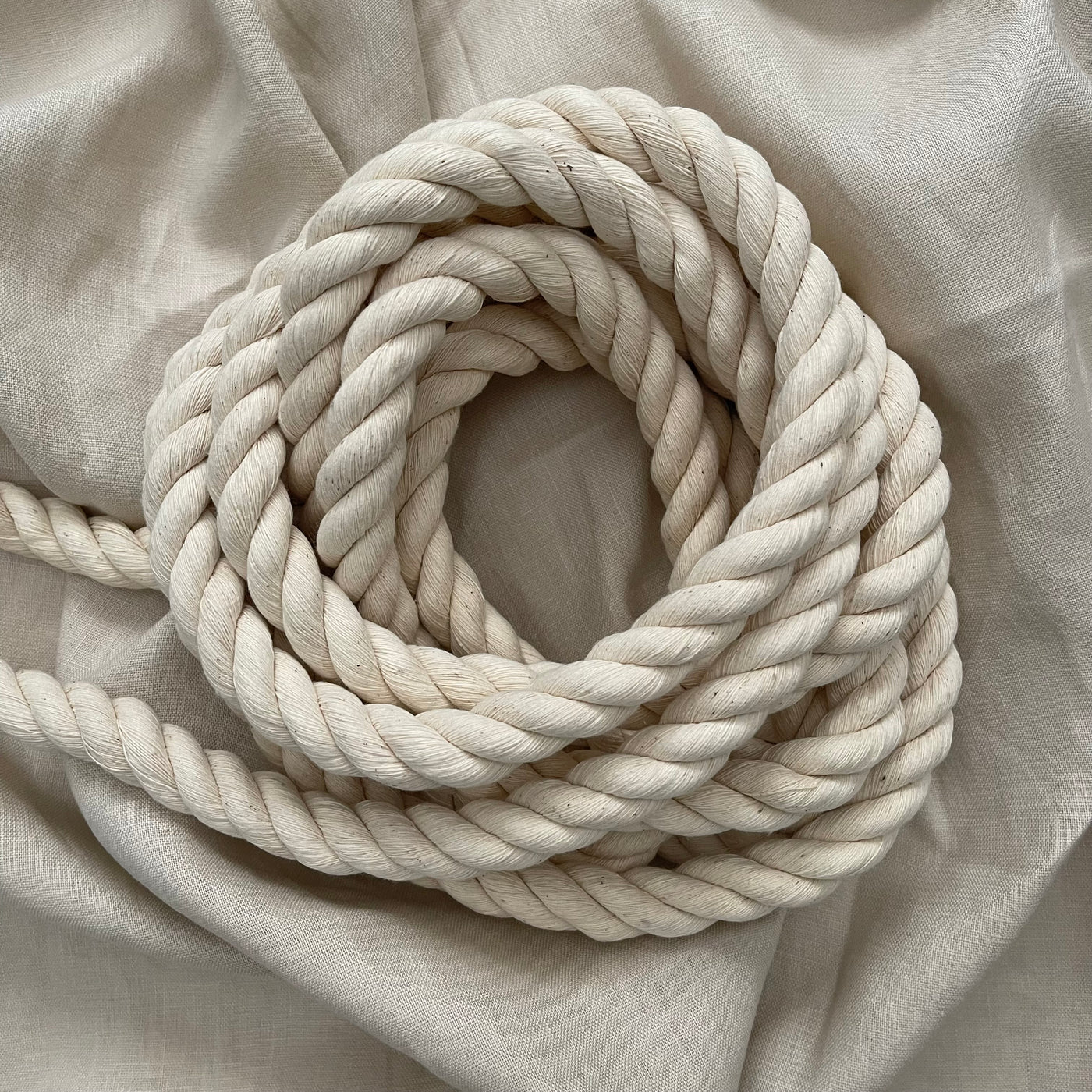 Macrame 3ply Cotton Rope in Natural 16mm is an ever popular and essential item for every fibre lovers tool kit!  Use them for fibre rainbows or separate to use individually for your creations.  Comb these beauties out to create spectacular fringes or tassels!   